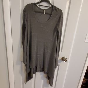 Free People grey thermal long top SZ XS